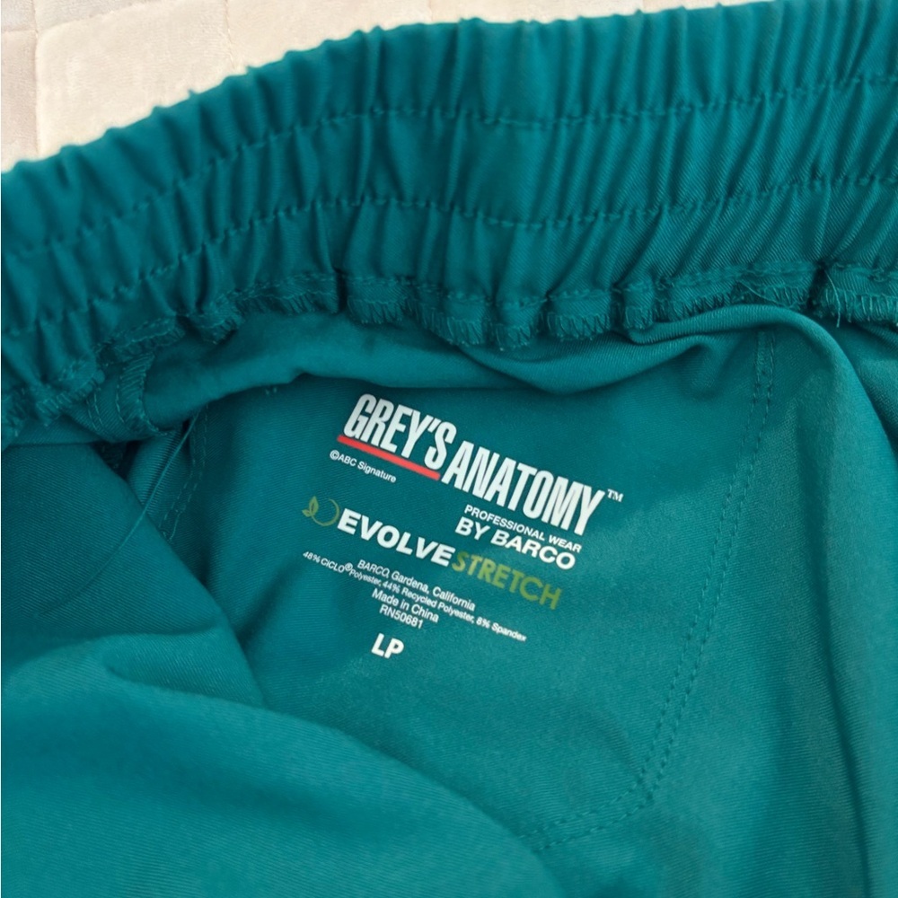 Grey's Anatomy Uniform Evolve Pants, Petite L - Picture 3 of 5